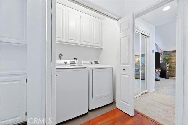 23163 Mulholland Drive Unit 6, Woodland Hills (los Angeles), CA 91364