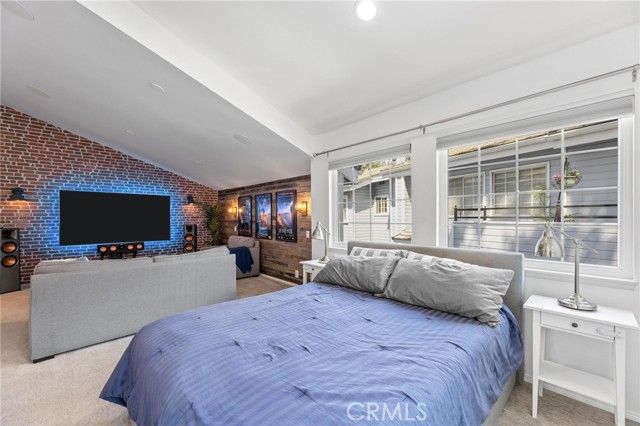 23163 Mulholland Drive Unit 6, Woodland Hills (los Angeles), CA 91364