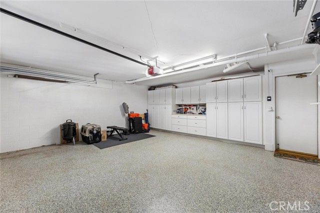 23163 Mulholland Drive Unit 6, Woodland Hills (los Angeles), CA 91364