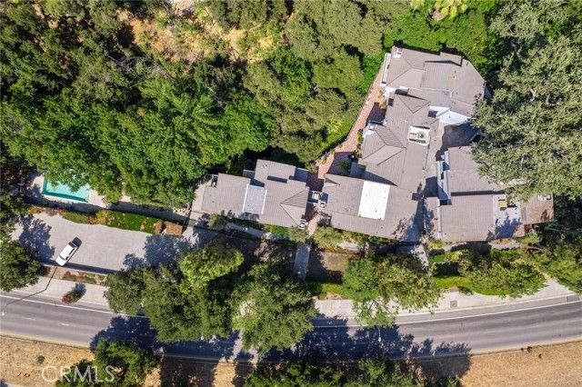 23163 Mulholland Drive Unit 6, Woodland Hills (los Angeles), CA 91364