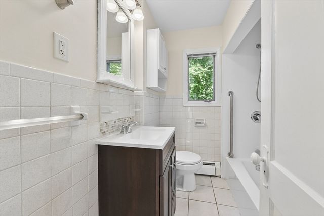 336 Cornell St. 1, Boston, MA 02136