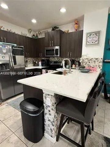 4044 NW 11th St -, Lauderhill, FL 33313
