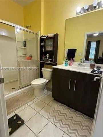 4044 NW 11th St -, Lauderhill, FL 33313