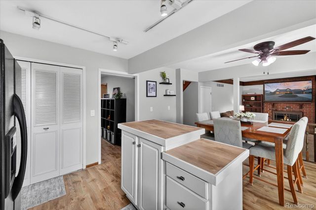 24701 Pamela Street, Brownstown Charter Township, MI 48134