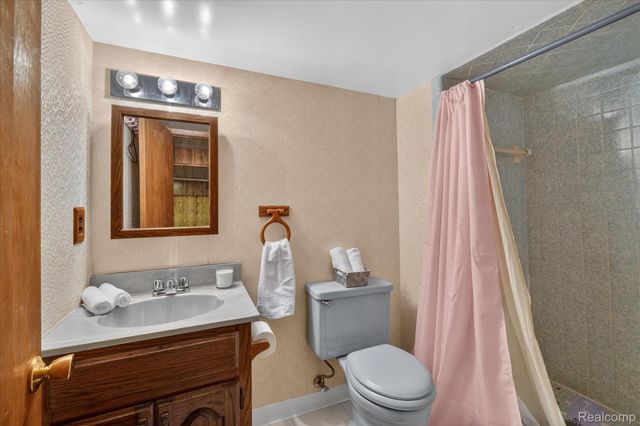 24701 Pamela Street, Brownstown Charter Township, MI 48134