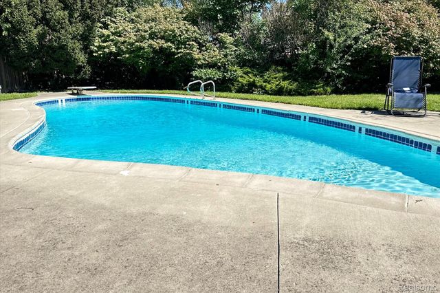 24701 Pamela Street, Brownstown Charter Township, MI 48134