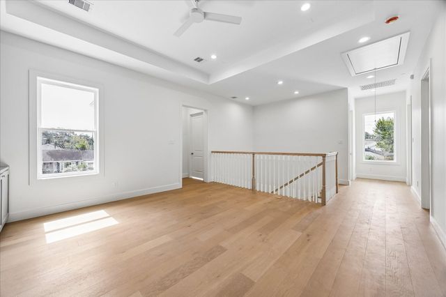1726 Chantilly Lane, Houston, TX 77018