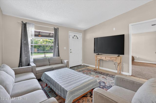 10983 WEYMOUTH Circle N, Jacksonville, FL 32246