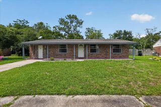 10983 WEYMOUTH Circle N, Jacksonville, FL 32246