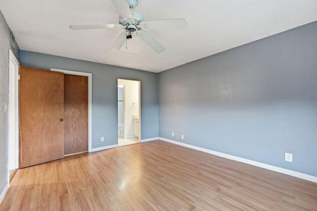 430 COMMODORE Drive 314, Plantation, FL 33325