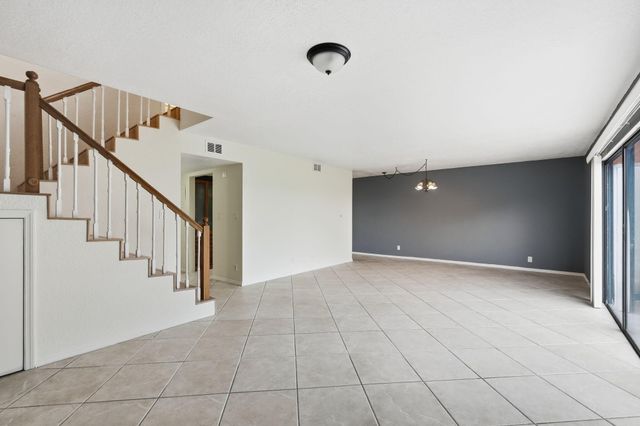 430 COMMODORE Drive 314, Plantation, FL 33325