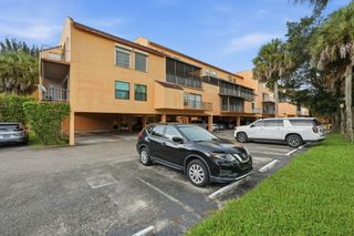 430 COMMODORE Drive 314, Plantation, FL 33325