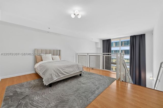 253 NE 2nd St 424, Miami, FL 33132