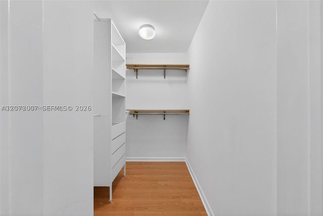 253 NE 2nd St 424, Miami, FL 33132
