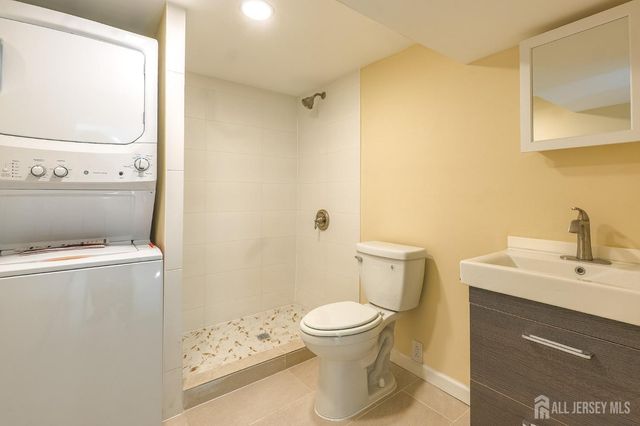 537 Alice Place, Woodbridge Proper, NJ 07095