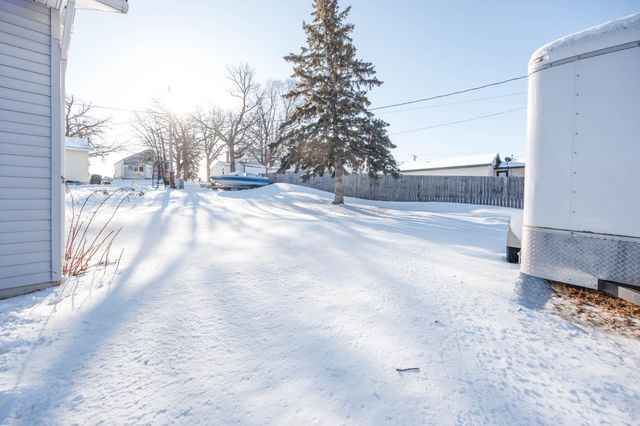 513 North Street E, Detroit Lakes, MN 56501