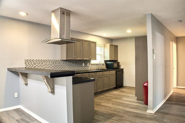 2709 MEADOWS Drive, Plano, TX 75074