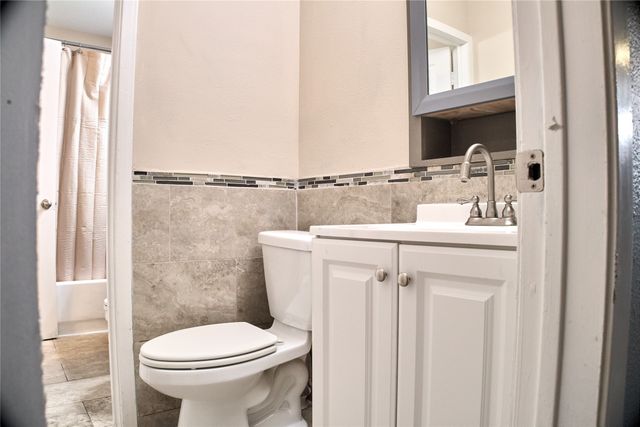 2709 MEADOWS Drive, Plano, TX 75074