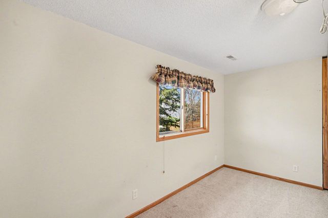 29602 Shoreview Circle, Lindstrom, MN 55045