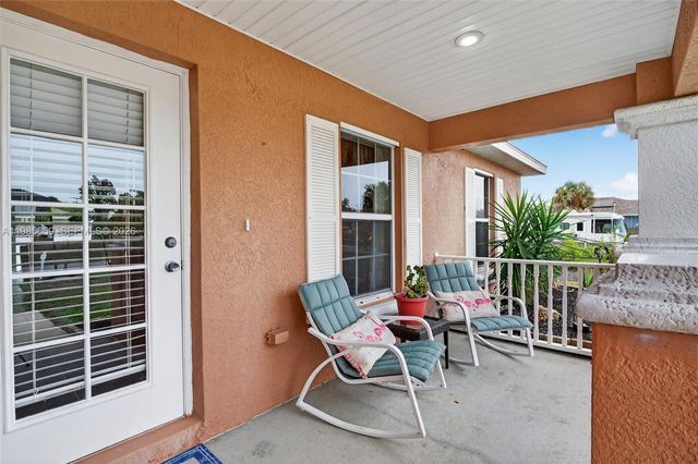 2707 NE 5th Avenue, Cape Coral, FL 33909