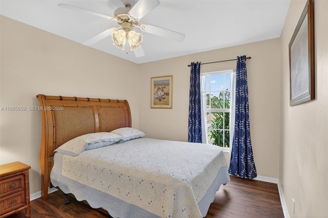 2707 NE 5th Avenue, Cape Coral, FL 33909