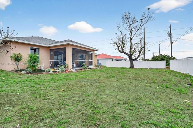 2707 NE 5th Avenue, Cape Coral, FL 33909