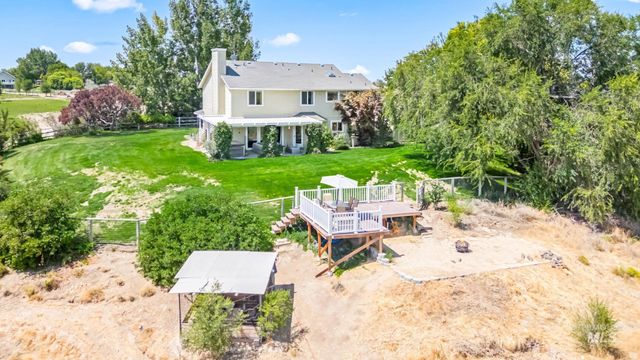 24440 Kenridge Road, Caldwell, ID 83607