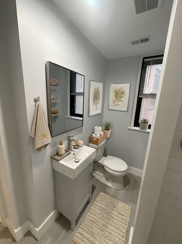 475 Commonwealth Avenue 204, Boston, MA 02215