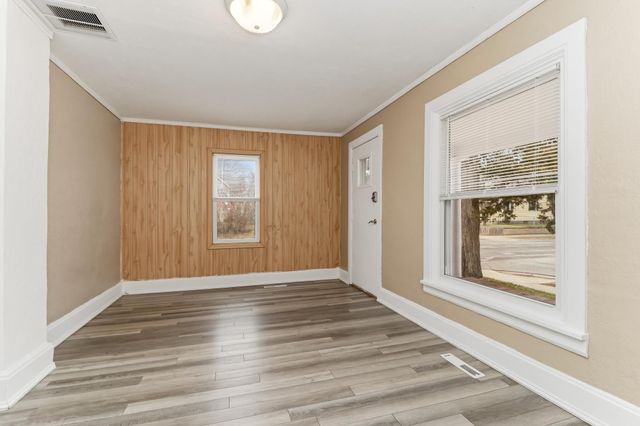 157 9th Avenue N, Waite Park, MN 56387