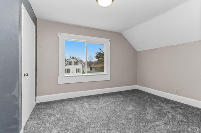 157 9th Avenue N, Waite Park, MN 56387