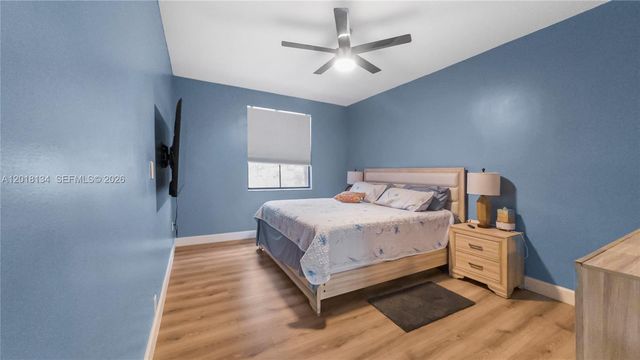 4909 NW 59th St, Tamarac, FL 33319