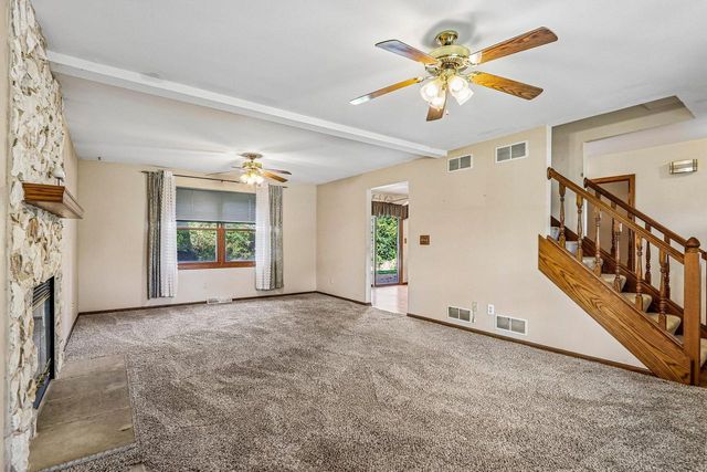 28604 Burma LANE, Waterford, WI 53185