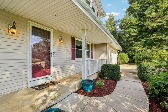 28604 Burma LANE, Waterford, WI 53185