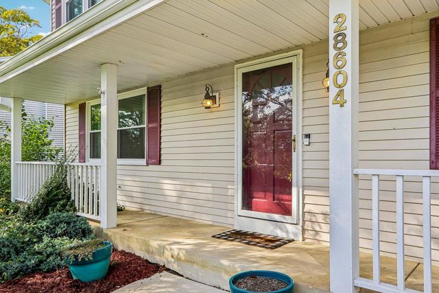 28604 Burma LANE, Waterford, WI 53185
