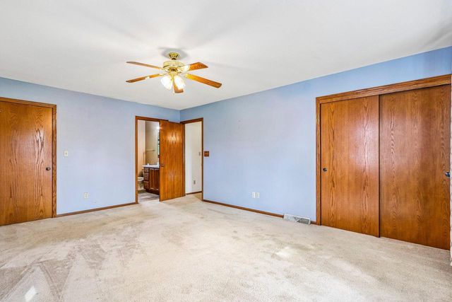 28604 Burma LANE, Waterford, WI 53185