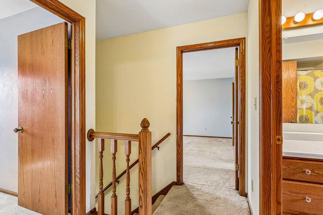 28604 Burma LANE, Waterford, WI 53185