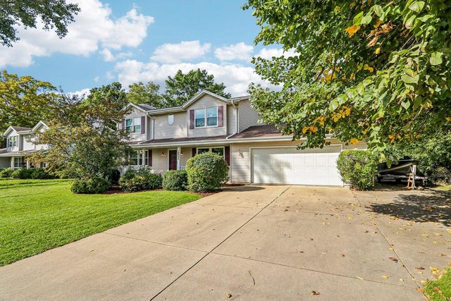 28604 Burma LANE, Waterford, WI 53185