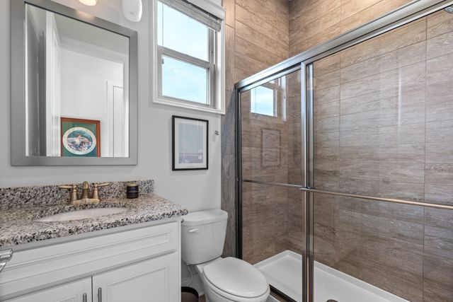 1861 Longmoore Ln, Brentwood, TN 37027