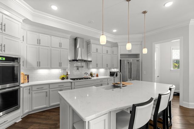 1861 Longmoore Ln, Brentwood, TN 37027