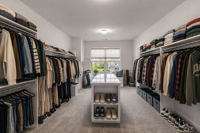 1861 Longmoore Ln, Brentwood, TN 37027