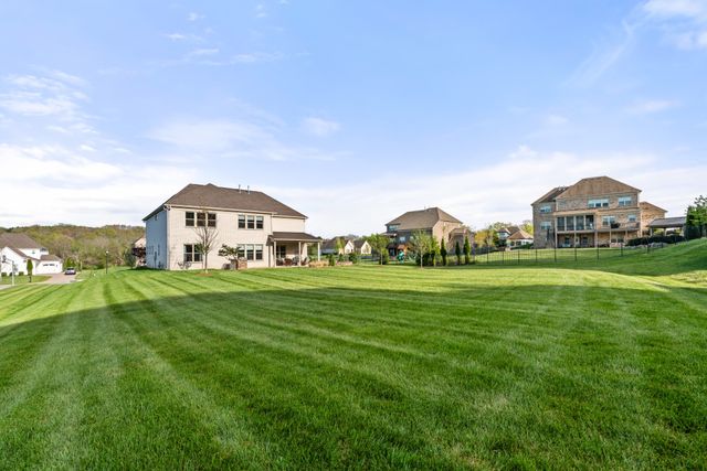 1861 Longmoore Ln, Brentwood, TN 37027
