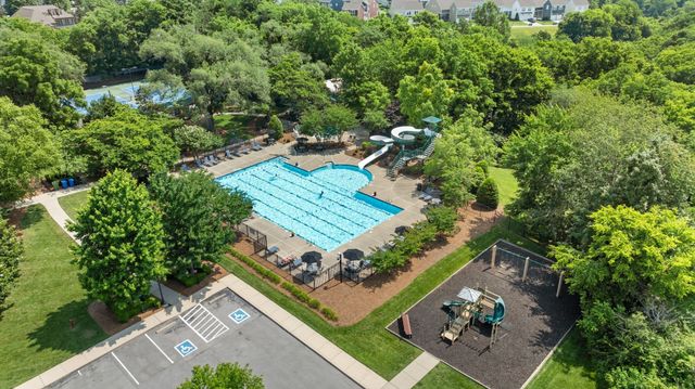 1861 Longmoore Ln, Brentwood, TN 37027