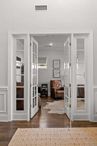 1861 Longmoore Ln, Brentwood, TN 37027