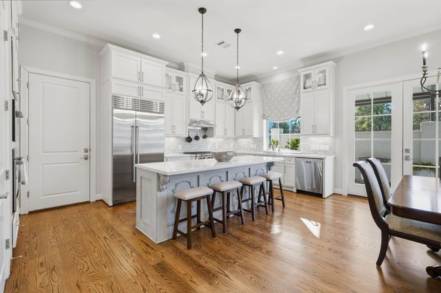 259 Green Boulevard, Shenandoah, TX 77384