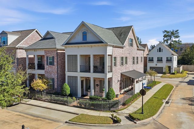 259 Green Boulevard, Shenandoah, TX 77384