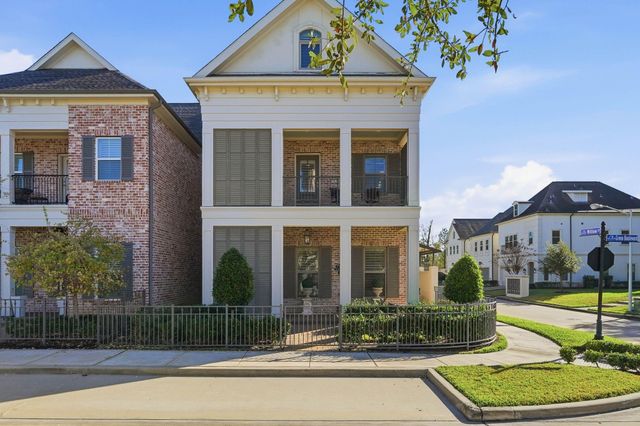 259 Green Boulevard, Shenandoah, TX 77384