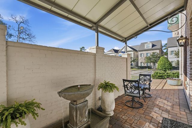 259 Green Boulevard, Shenandoah, TX 77384