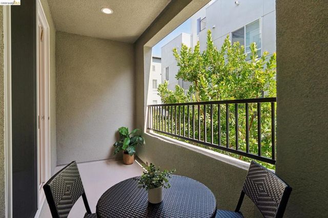 1532 Seawind Dr, Richmond, CA 94804