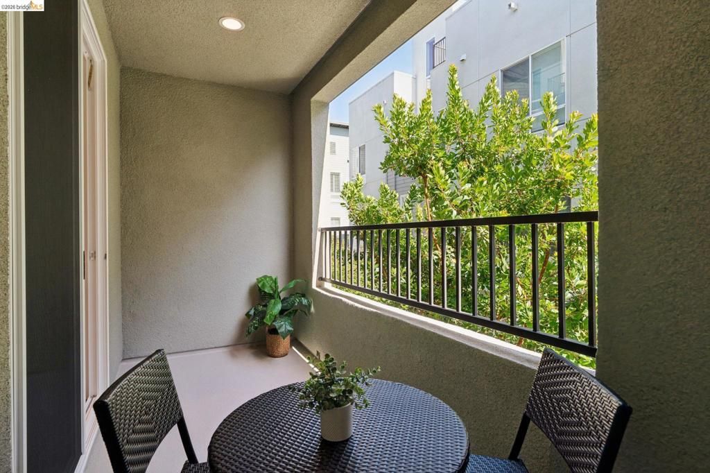 Image 18 of property listing at 1532 Seawind Dr, Richmond, CA 94804