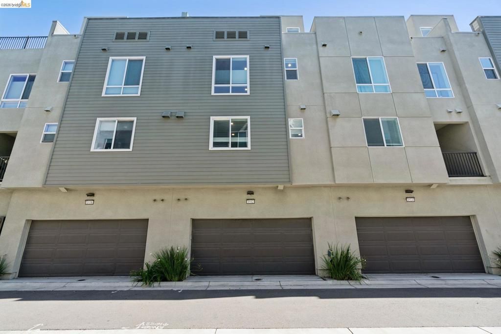 Image 39 of property listing at 1532 Seawind Dr, Richmond, CA 94804